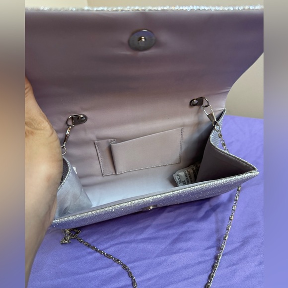 Silver Sparkle Clutch with Crossbody Chain - Picture 3 of 5